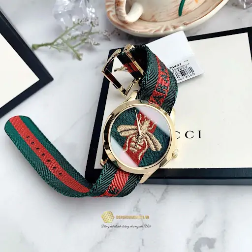 Đồng hồ Gucci dây vải 